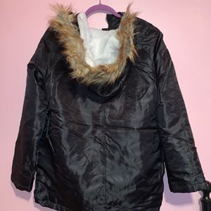 Forever 21’s Hooded Black Utility Jacket